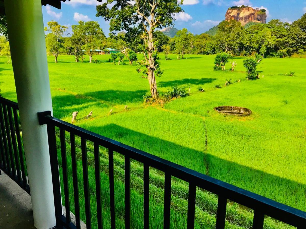 Castle View Sigiriya Hotel Екстериор снимка